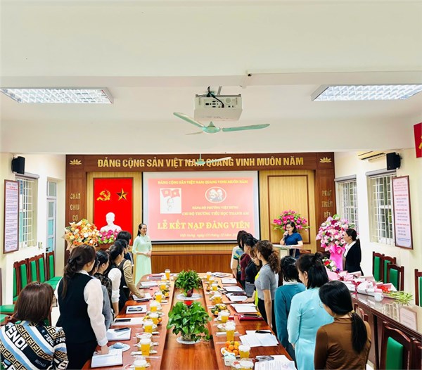 Kết nạp Đảng năm học 2025 - 2026